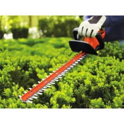 Trimmers BLACK+DECKER 20 In. 3.8 Amp Corded Electric Hedge Trimmer 7 Trimmers BLACK+DECKER 20 In. 3.8 Amp Corded Electric Hedge Trimmer -cuisinart shop black decker electric hedge trimmers ht20 66 1000