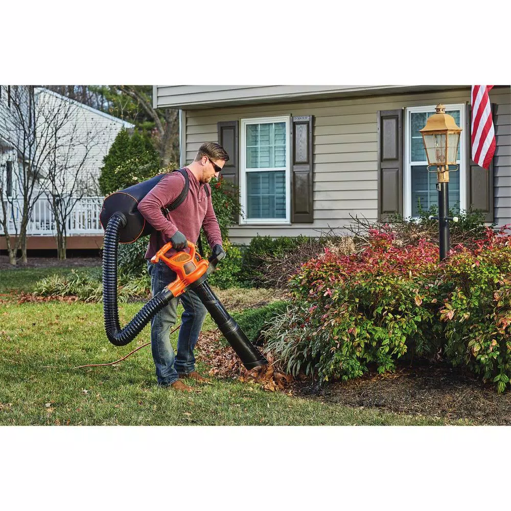 Leaf Blowers BLACK+DECKER 250 MPH 400 CFM 12 Amp 3-in-1 Corded Electric Backpack Leaf Blower/Vac/Mulcher 4 Leaf Blowers BLACK+DECKER 250 MPH 400 CFM 12 Amp 3-in-1 Corded Electric Backpack Leaf Blower/Vac/Mulcher - Image 2
