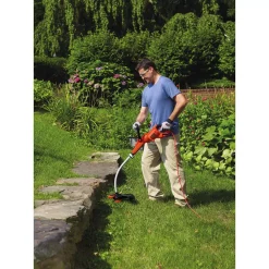 Trimmers BLACK+DECKER 14 In. 7.5-Amp Corded Electric Curved Shaft High Performance Single Line 2-in-1 String Grass Trimmer/Lawn Edger -cuisinart shop black decker electric string trimmers gh3000 1f 1000
