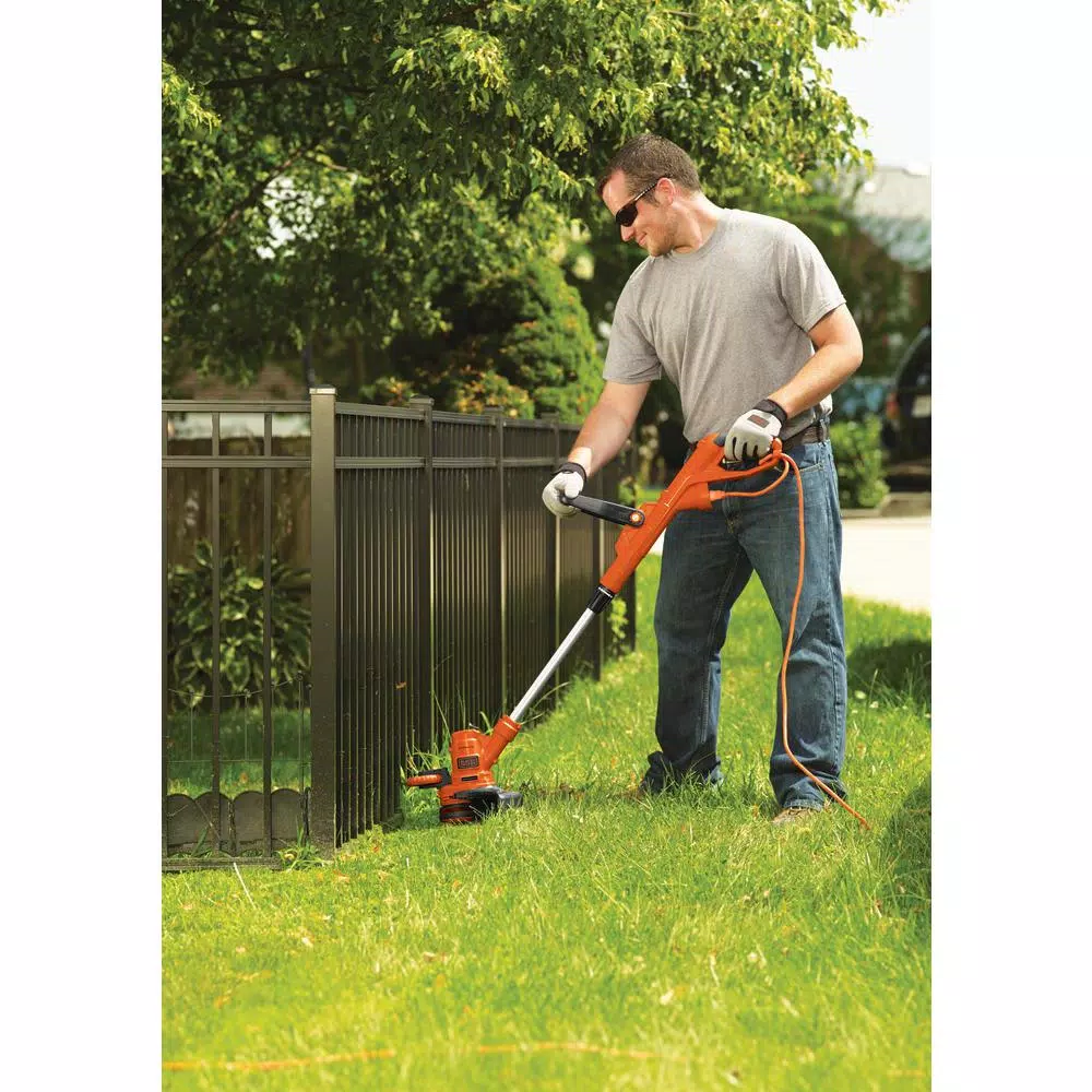 BLACK+DECKER 14 in. 6.5-Amp Corded Electric Straight Shaft Single Line 2-in-1 String Grass Trimmer/Lawn Edger Trimmers BLACK+DECKER 14 In. 6.5-Amp Corded Electric Straight Shaft Single Line 2-in-1 String Grass Trimmer/Lawn Edger -cuisinart shop black decker electric string trimmers gh900 e1 1000