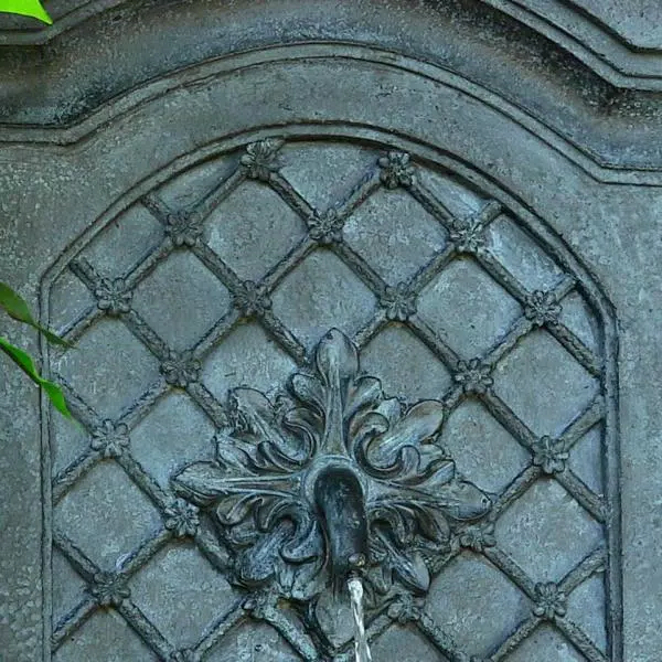 Outdoor Decor Sunnydaze Decor Rosette Leaf Lead Electric Powered Outdoor Wall Fountain - Image 5