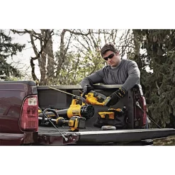 Trimmers DEWALT 22 In. 20V MAX Lithium-Ion Cordless Hedge Trimmer With (1) 5.0Ah Battery And Charger Included -cuisinart shop dewalt cordless hedge trimmers dcht820p1 31 1000