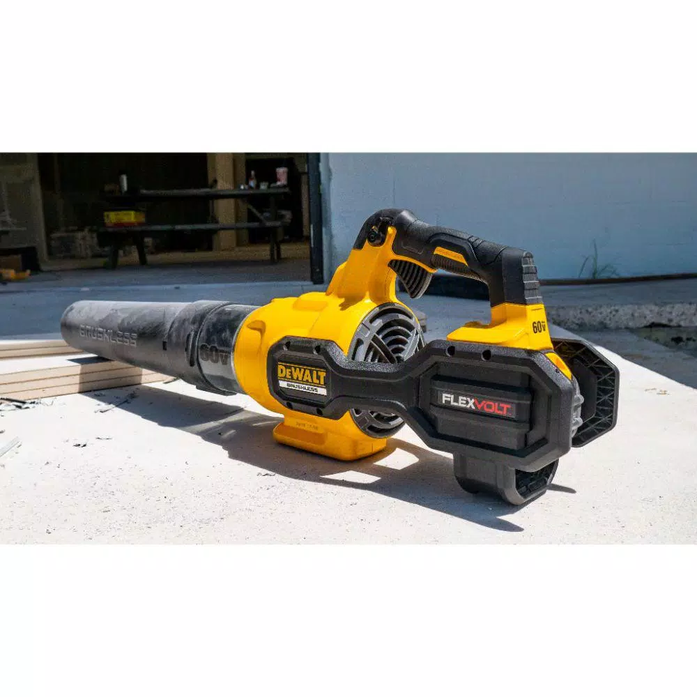 Leaf Blowers DEWALT 125 MPH 600 CFM FLEXVOLT 60V MAX Lithium-Ion Cordless Axial Blower With (1) 3.0Ah Battery And Charger Included 9 Leaf Blowers DEWALT 125 MPH 600 CFM FLEXVOLT 60V MAX Lithium-Ion Cordless Axial Blower With (1) 3.0Ah Battery And Charger Included - Image 7