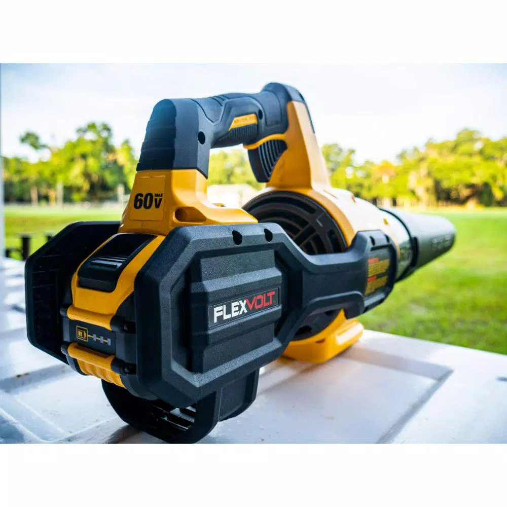 Leaf Blowers DEWALT 125 MPH 600 CFM FLEXVOLT 60V MAX Lithium-Ion Cordless Axial Blower With (1) 3.0Ah Battery And Charger Included 10 Leaf Blowers DEWALT 125 MPH 600 CFM FLEXVOLT 60V MAX Lithium-Ion Cordless Axial Blower With (1) 3.0Ah Battery And Charger Included - Image 8