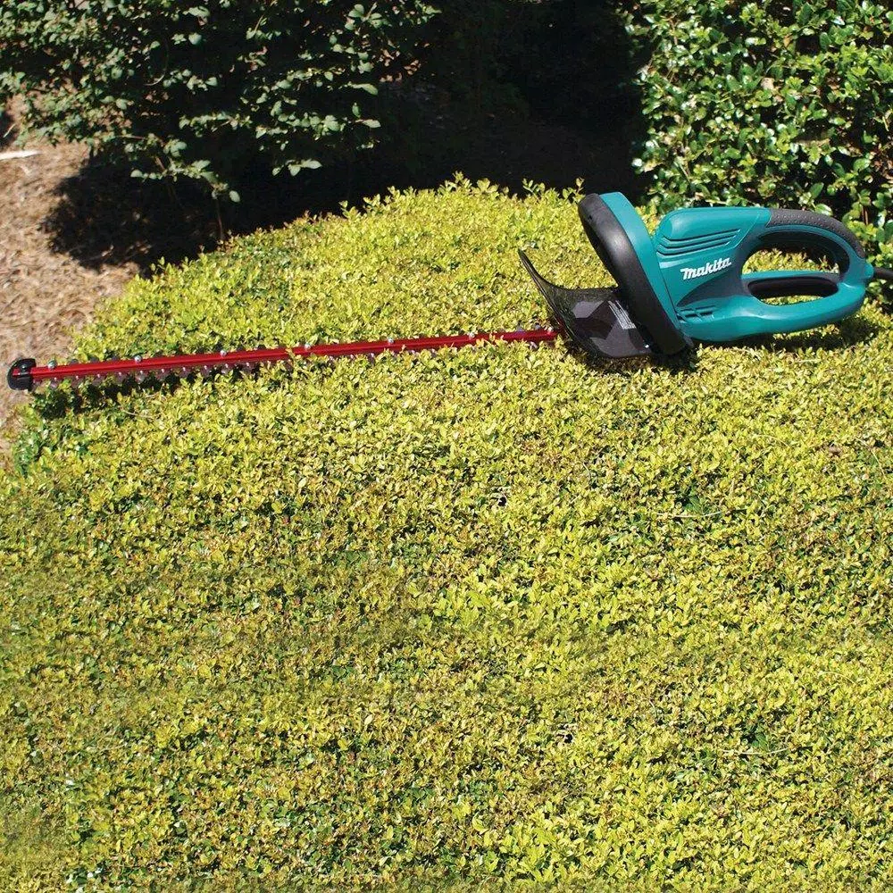 Trimmers Makita 25 In. 4.8 Amp Corded Electric Hedge Trimmer - Image 13