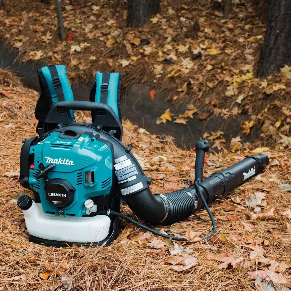 Leaf Blowers Makita 184 MPH 516 CFM 52.5cc MM4 4-Stroke Engine Tube Throttle Backpack Blower 5 Leaf Blowers Makita 184 MPH 516 CFM 52.5cc MM4 4-Stroke Engine Tube Throttle Backpack Blower - Image 3