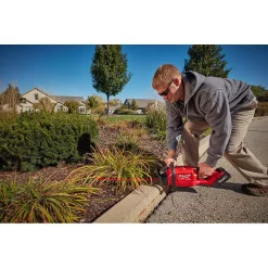 Trimmers Milwaukee M18 FUEL 24 In. 18-Volt Lithium-Ion Brushless Cordless Hedge Trimmer Kit With 8.0 Ah Battery And Rapid Charger -cuisinart shop milwaukee cordless hedge trimmers 2726 21hd fa 1000